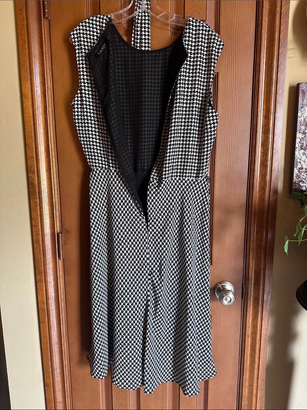 Lauren Ralph Lauren Sleeveless Houndstooth Tie-Waist Dress, size 14 - Picture 8 of 9